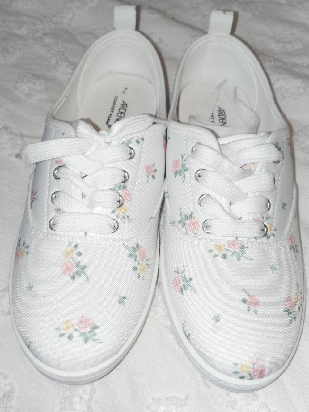 Ardene Women's Slip-On Comfort Flats - Picture 3 of 9